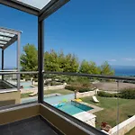 Sunny Dio Vila